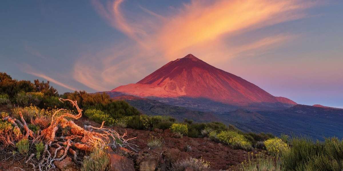 Majestic Volcanic Landscapes: Nature’s Masterpiece